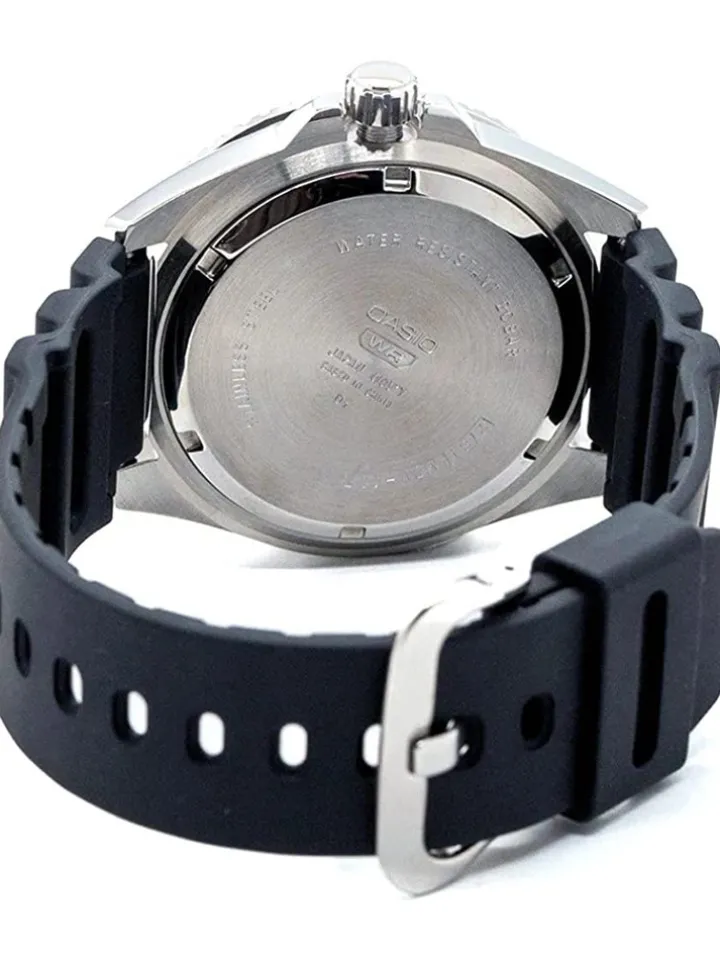 Montre homme sport noire de plongée Casio MDV-107-1A3VEF